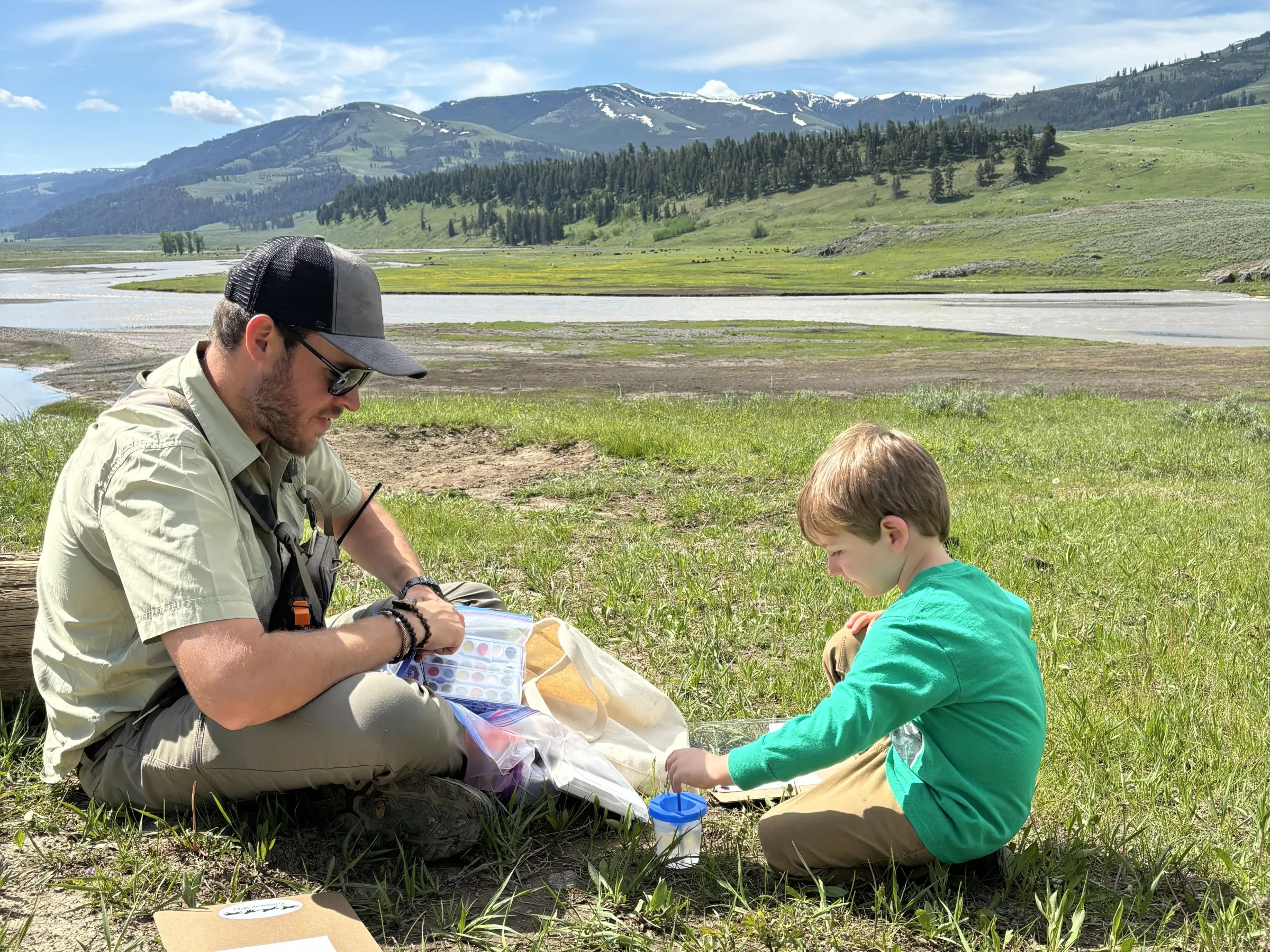 Painting with kids in Lamar Valley during a private Family Tour